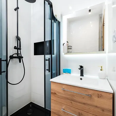 Pomorska 3-bedroom By Bookinghost Appartamento Łódź