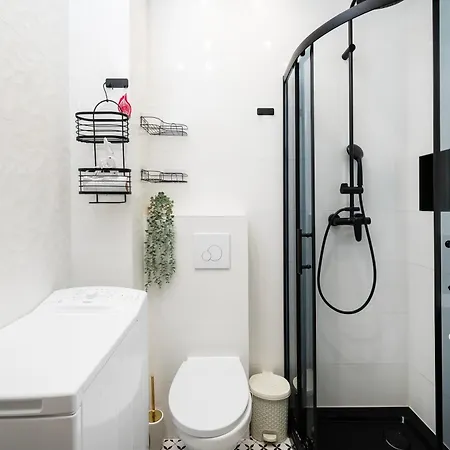 Pomorska 3-bedroom By Bookinghost Łódź