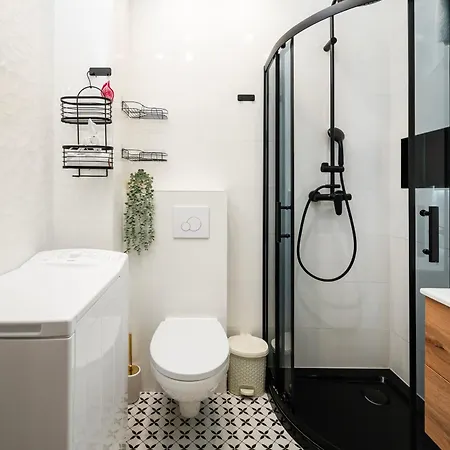 Appartamento Pomorska 3-bedroom By Bookinghost