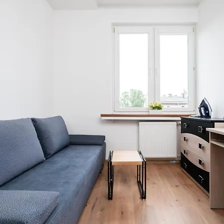 Pomorska 3-bedroom By Bookinghost Łódź