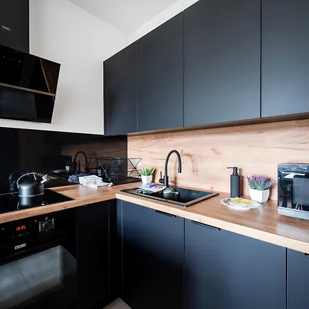 Appartamento Pomorska 3-bedroom By Bookinghost *